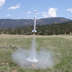 Long March Three -Estes || Quest || DYNASTAR Sales 052fa736738fc7feb6180fee0207ff55.image .700x700