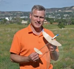 Cirrus Breeze Rocket Glider -Estes || Quest || DYNASTAR Sales 1a65425c9344d1548dbe7eb8e7a1b0a3.image .700x660