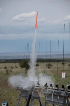 Midge -Estes || Quest || DYNASTAR Sales 1b80992969c1b559c32204c7759b5891.image .466x700