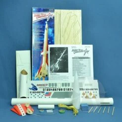 Johnny Star Commander -Estes || Quest || DYNASTAR Sales 1fe69efa1a53c19fbae4ec3fa2489ea2.image .700x698