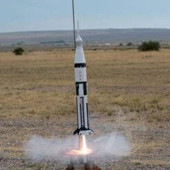 Saturn 1B - 1/70th Scale -Estes || Quest || DYNASTAR Sales 448538a980827516a8841df00a7431b3.image .700x700