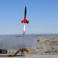 Estes Der Big Red Max -Estes || Quest || DYNASTAR Sales 750314374bbe4095df7f7377504653da.image .700x700