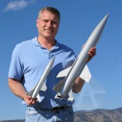 Space Ark Jr. -Estes || Quest || DYNASTAR Sales 8c7bf32f762da0414ce1e067ff71ceff.image .700x700