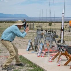 Star Lift Mega Lander 22 Star Lift Mega Lander -Estes || Quest || DYNASTAR Sales e835eb2f77efaca0a365a91f7fcc62a8.image .700x700